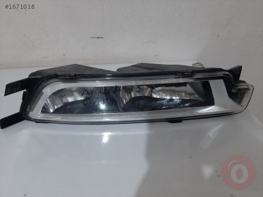 VOLKSWAGEN PASSAT SAĞ SİS FAR ÇIKMA ORİJİNAL 3G0941662E Çıkma Yedek