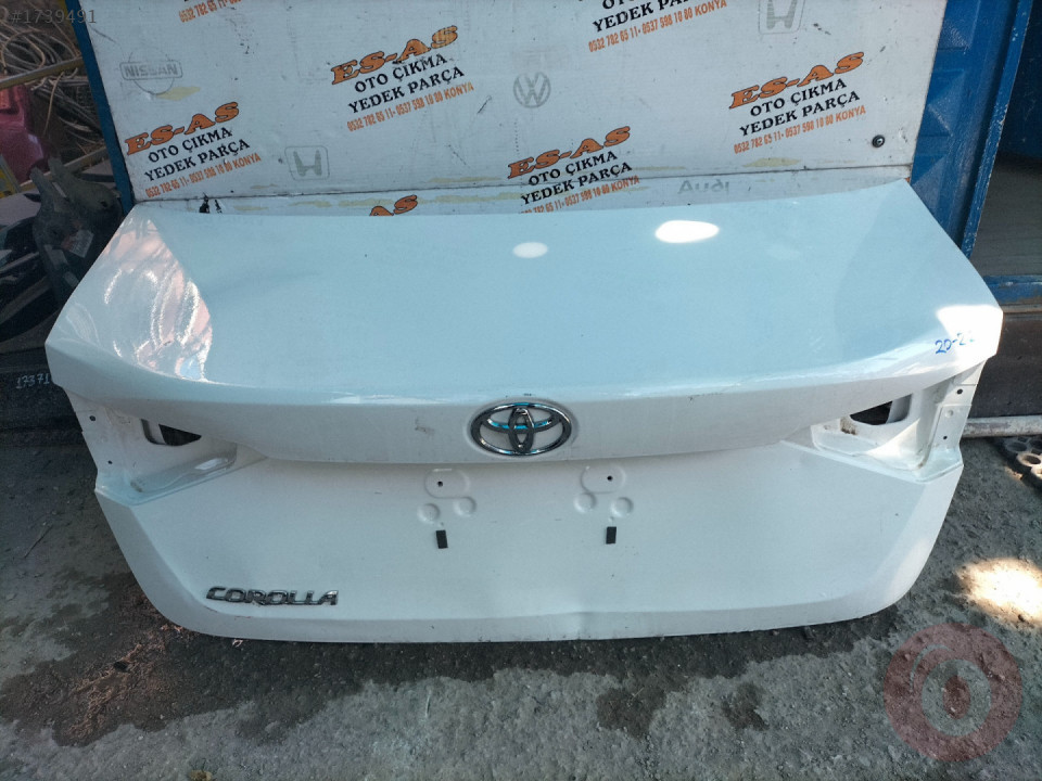 Toyota Corolla Bagaj Kapa Otocikma Da