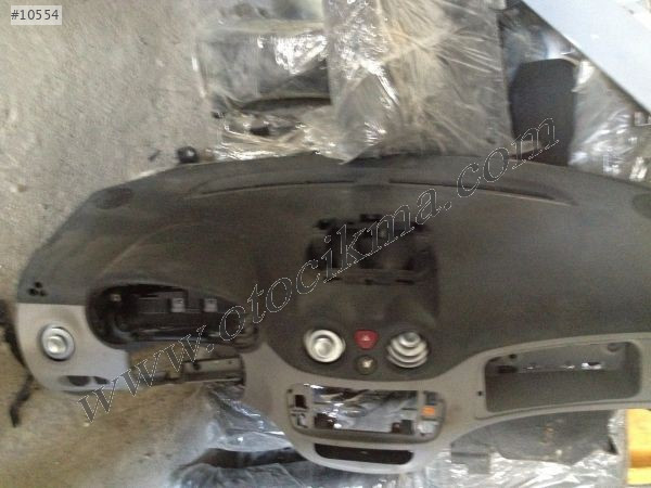 CITROEN C3 GÖGÜSLÜK  BULUNUR