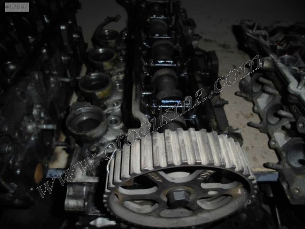ford fiesta 1.4 silindir kapağı