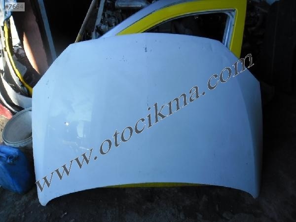 ÇIKMA OPEL CORSA KAPUT