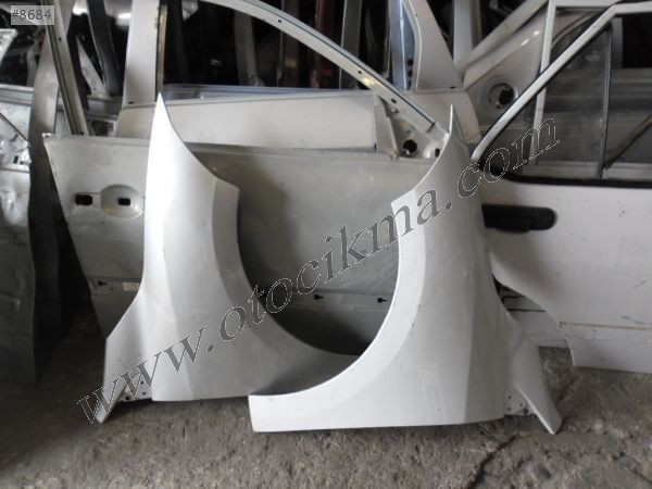 ÇIKMA FLUENCE SAĞ ÇAMURLUK