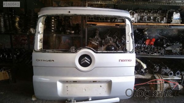 Citroen Nemo bağajn kapağı çıkma 2011 model