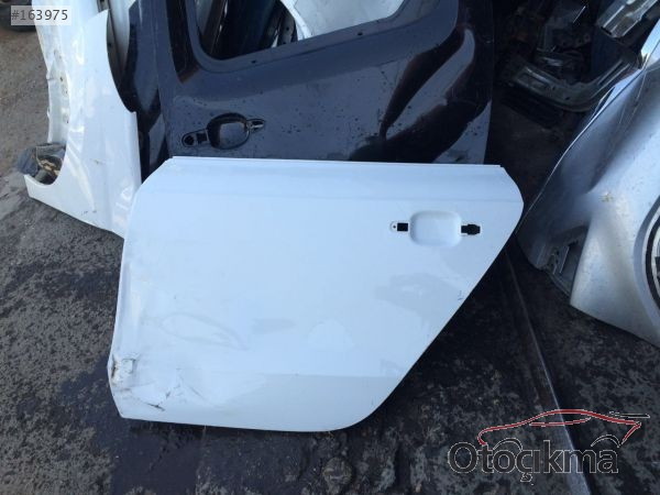 2013 Audi sol arka kapı çıkma