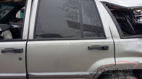 JEEP GRAND CHEROKEE ÇIKMA SOL ARKA KAPI