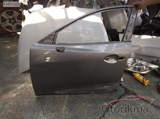 Mazda 3 sol ön kapı