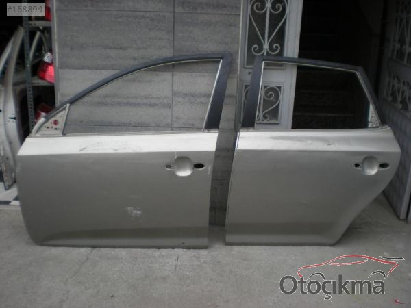 KİA CEED ÇIKMA SOL ÖN ARKA KAPI BOSTANCI