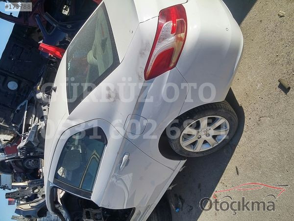 PEUGEOT 301 ÇIKMA ARKA
