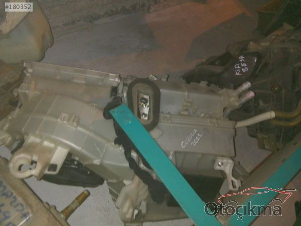 Toyota corolla kalolifer kazanı