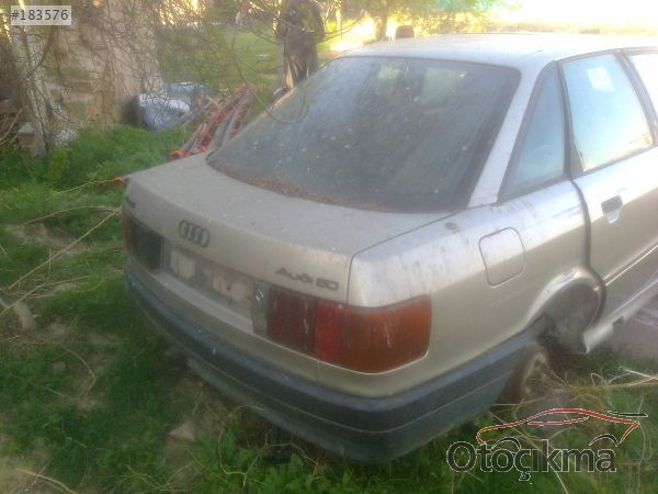 AUDİ 80 STIP LAMBASI