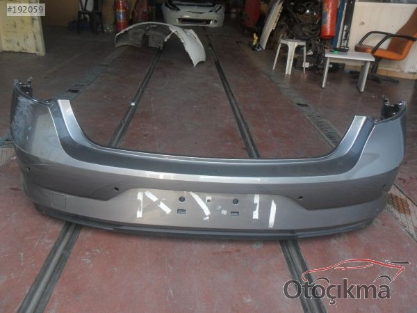 RENAULT TALİSMAN ARKA TAMPON SAĞ ÇAMURLUK SAG FAR