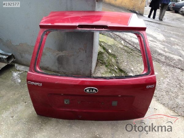 KİA CEED ÇIKMA YEDEK PARÇALARI SATILIK