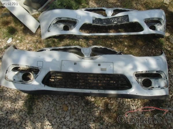 RENAULT FLUENCE ÖN TAMPON 2.ÜRÜN MAKYAJLI KASA