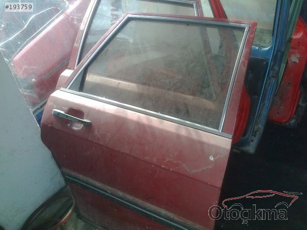 AUDİ 80 KAPI  OTO FİKRETTEN