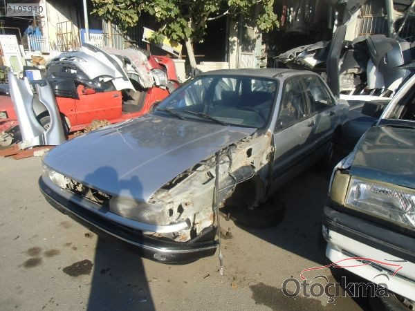 MİTSUBİSHİ GALANT BAGAJ CAMI ORJİNAL ÇIKMA 1990 MODEL