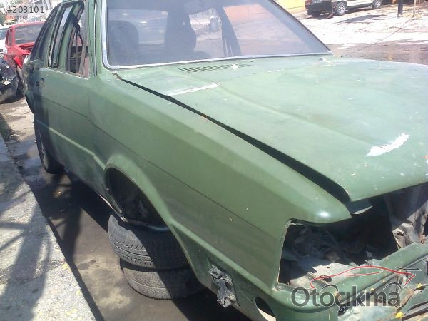 AUDİ 80 KAPORTA PARÇALARI