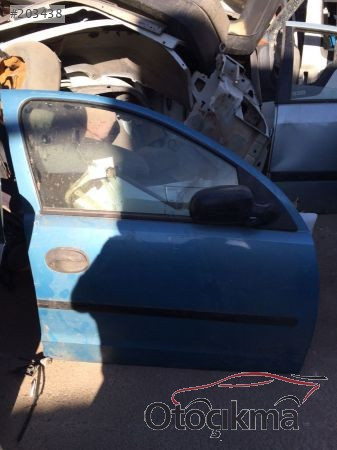 2006 Opel corsa sağ ön kapı