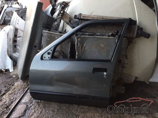 99 reno 19 sol ön kapı