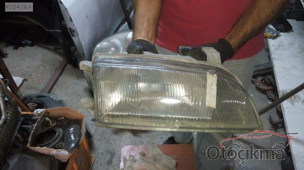 SUZUKİ SWİFT SAG FAR 93 MODEL OTOBEKİR