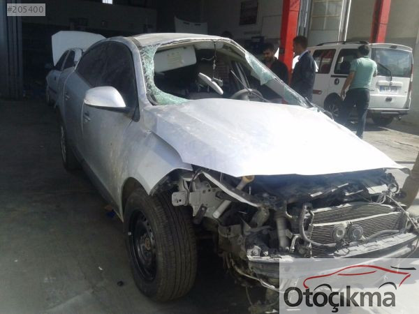 2010 MODEL RENAULT FLUENCE SAĞ ARKA KAPI ORJİNAL ÇIKMA PARÇA
