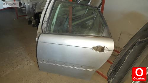 2008 model c5 sol arka kapı