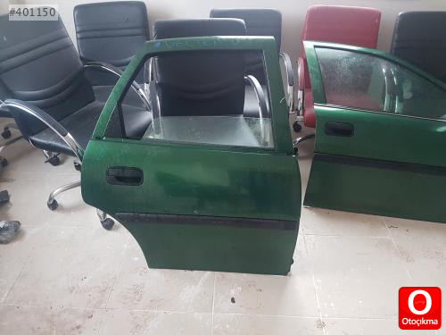 OPEL VECTRA B    SAĞ  ARKA KAPI