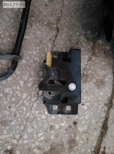 ford mondeo kaput kilidi