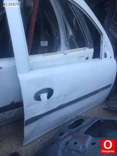2007 Opel Combo sağ ön kapı