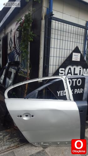 renault fluence çıkma sağ arka kapı
