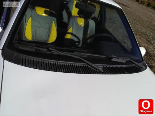 HYUNDAİ EXCEL ÖN CAM IZGARASI