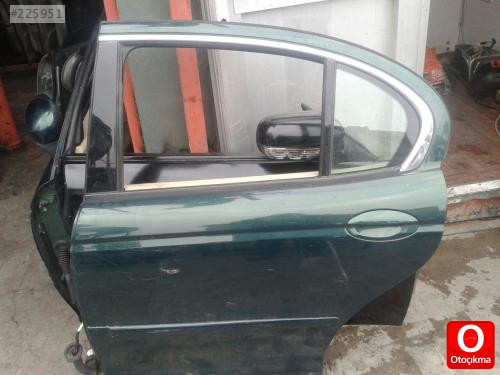 Jaguar xtyp 03-08  arasi sol arka kapi