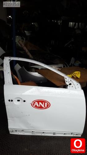 Reno fluece çıkma sağ ön kapı 