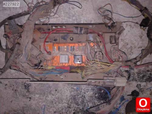 RENAULT 9-11 ELEKTRİK TESİSATI