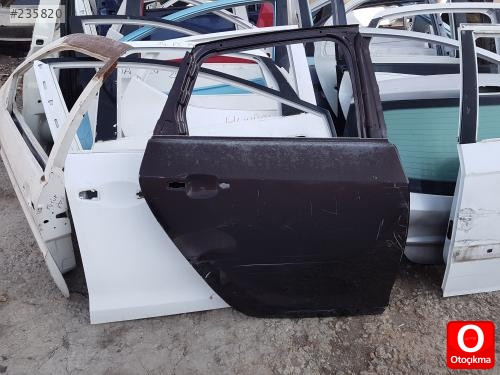 opel astra j sağ arka kapı