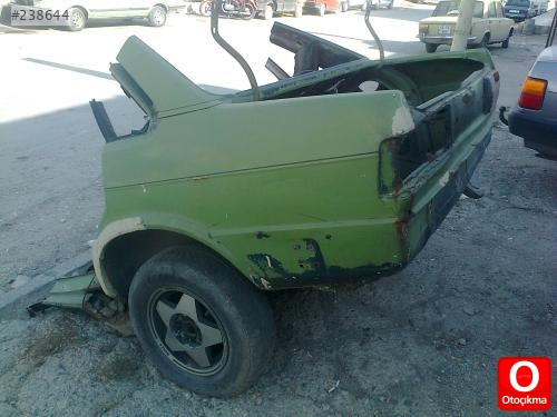 AUDİ 80 ARKA ÇAMURLUK