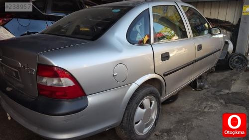 vectra b sag ön arka kapı