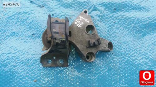 Renault kangoo 3 sağ üst motor kulağı