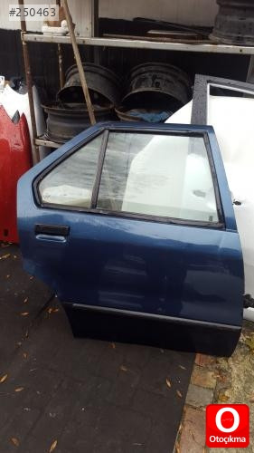 RENAULT 19 ÇIKMA SAĞ ARKA KAPI