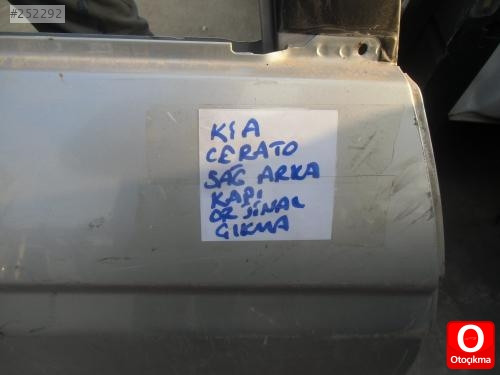 KİA CERATO SAĞ ARKA KAPI ORJİNAL ÇIKMA TERTEMİZ ÜRÜN