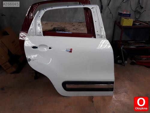 FİAT 500 L SAĞ ARKA KAPI BEYAZ ÇIKMA