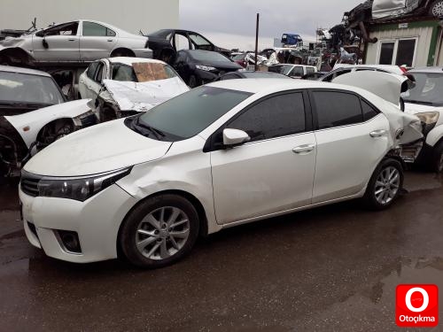 2011-2012 MODEL TOYOTA COROLLA  ÇIKMA KAPI CAMI MEVCUTTUR