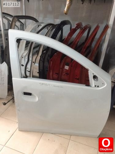 DACİA SANDERO SAĞ ÖN KAPI ORJİNAL ÇIKMA