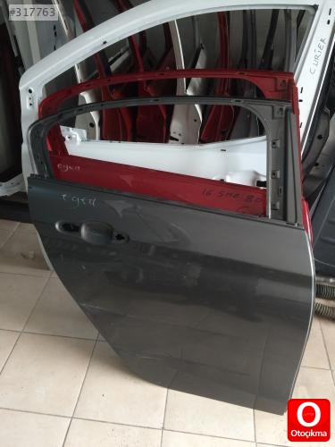 FİAT EGEA SAĞ ARKA KAPI ORJİNAL .ÇIKMA