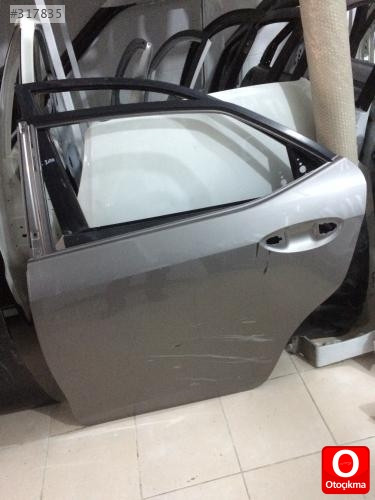TOYOTA COROLLA SOL ARKA KAPI ORJİNAL ÇIKMA