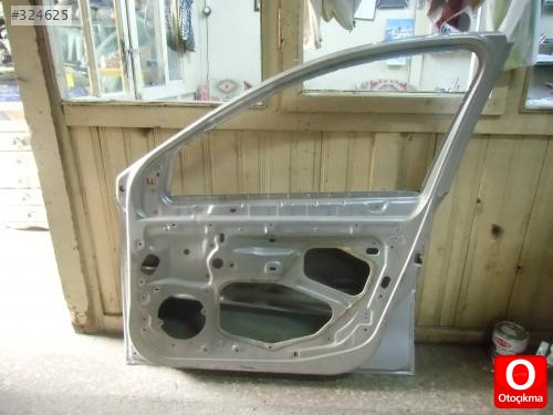 RENAULT LAGUNA 3 SAĞ ÖN KAPI ORJİNAL ÇIKMA 2006-2010 MODEL