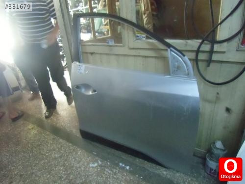 HYUNDAİ İX35 SAĞ ÖN KAPI ORJİNAL ADANA ÇIKMA PARÇA