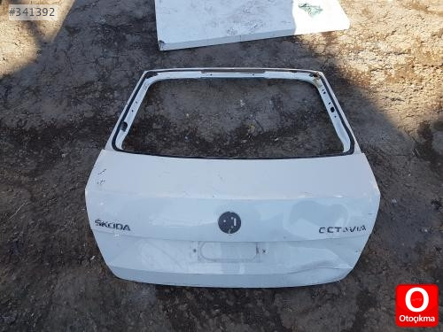SKODA   OCTAVİA   ARKA   BAGAJ