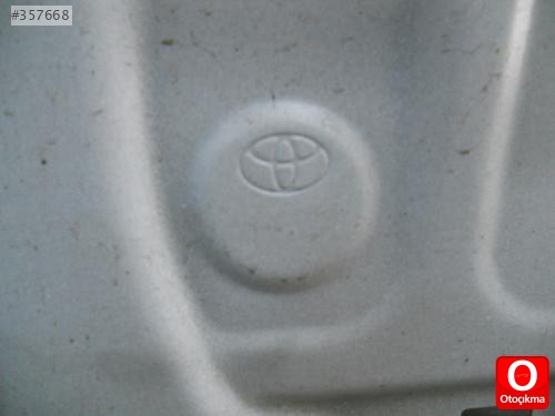 TOYOTA AURİS SAĞ ÖN KAPI 2014-2017 MODEL ORİJİNAL ÇIKMA
