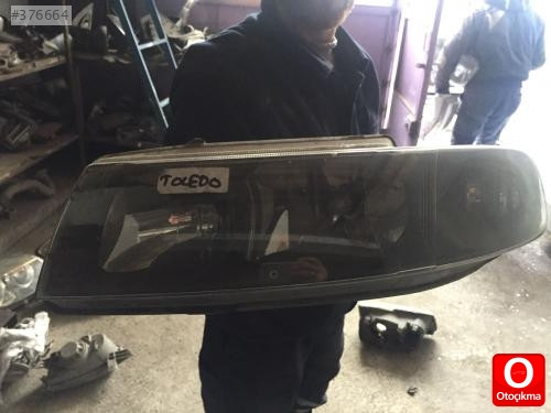 Seat toledo far