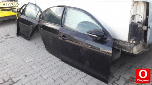 jetta çıkma kapı